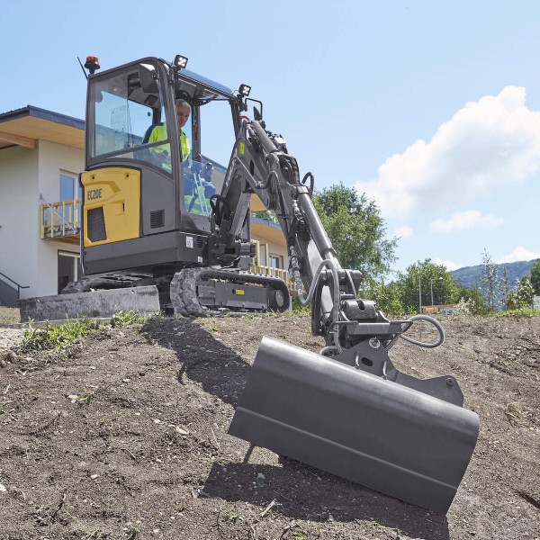 Escavatore compatto Volvo EC20E