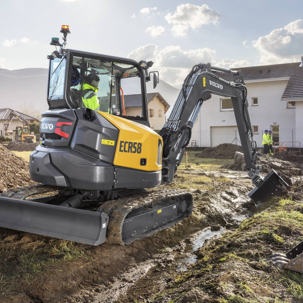 Escavatore compatto Volvo ECR58